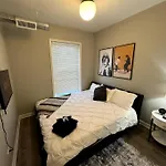 West Loop King Oasis/2Br That Sleeps 6 Guests/Walk To Fulton Market
