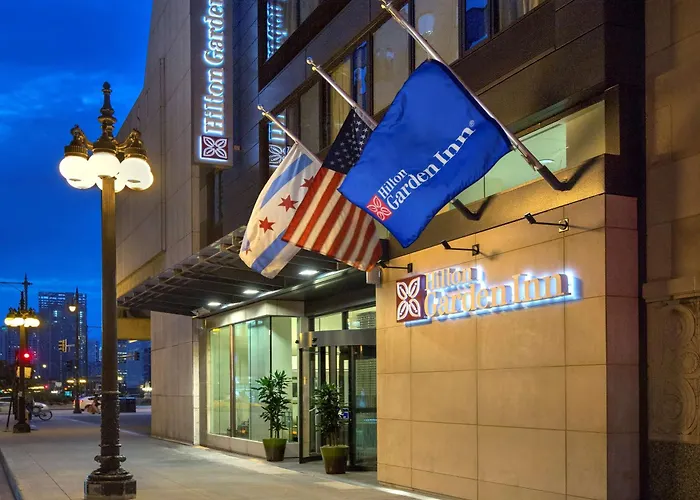 Hilton Garden Inn Chicago Downtown Riverwalk
