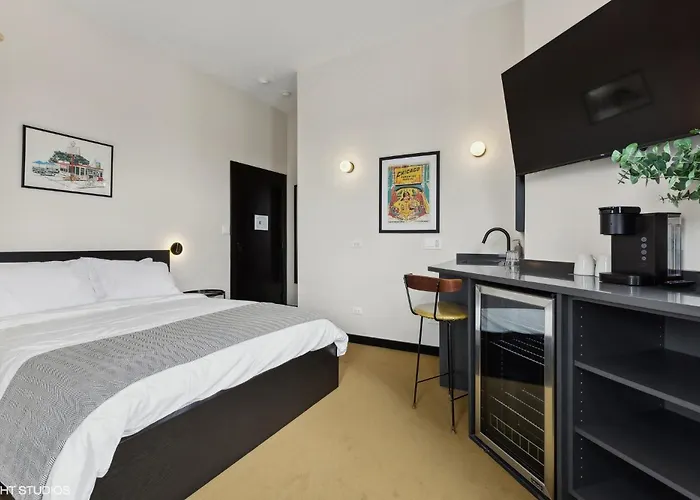 Logan Square Sro Hotel