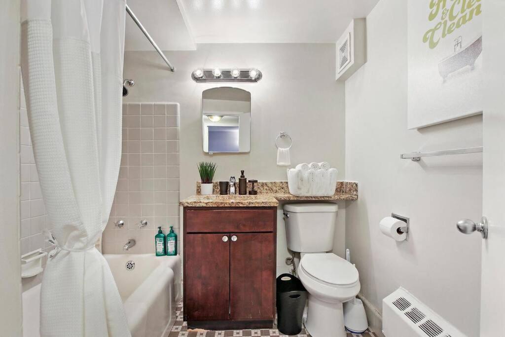 1br Cozy Apt With Serene Local Vibe - Foster 1n & 2n Apartment *