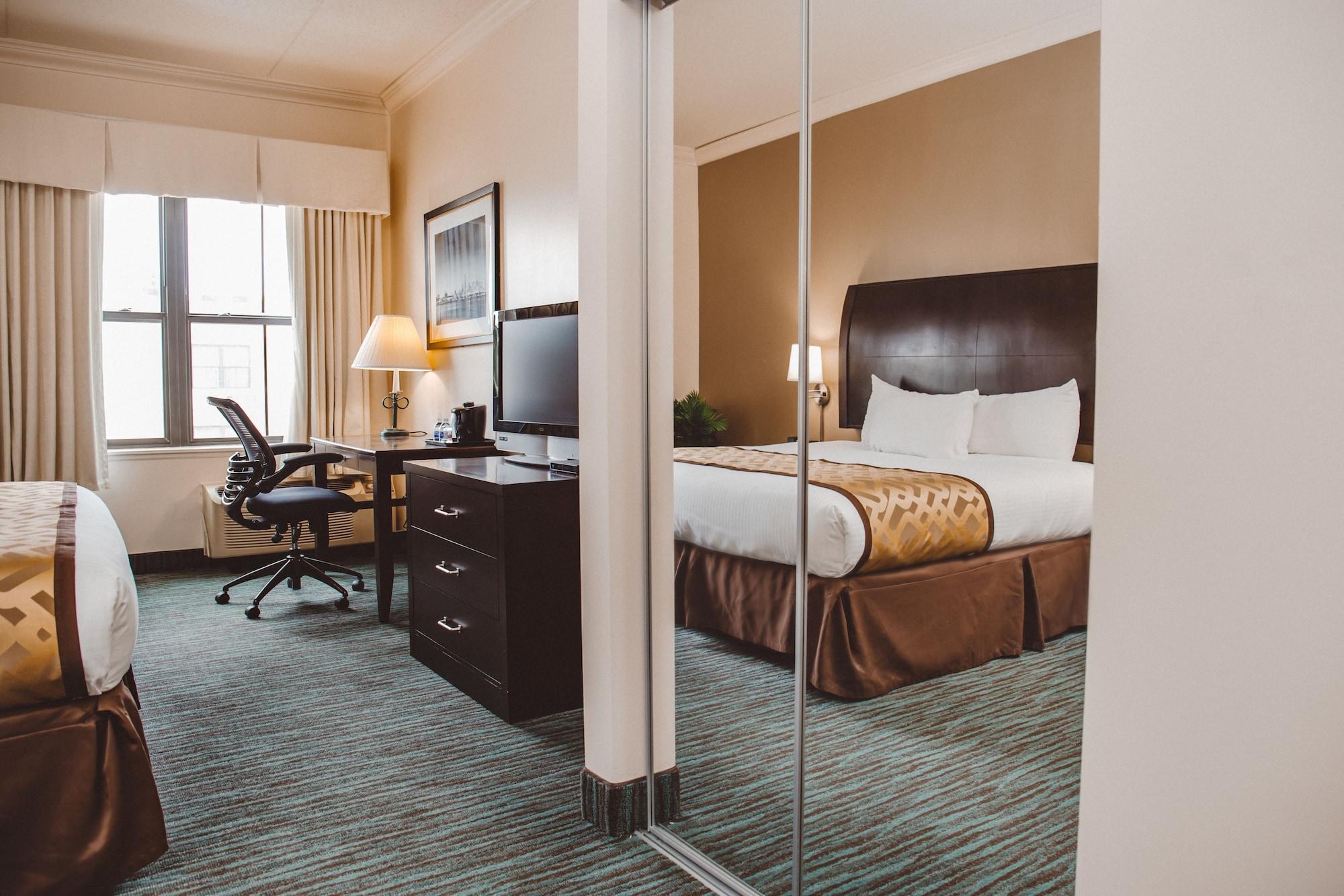 Hotel South Loop