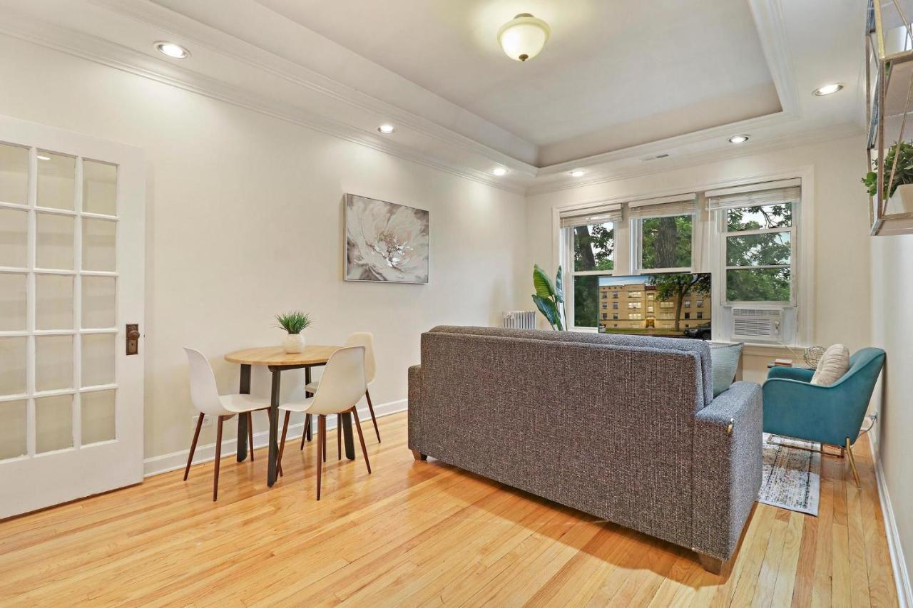 Apartment 2br Alluring With Laundry - Cullom D3 Chicago