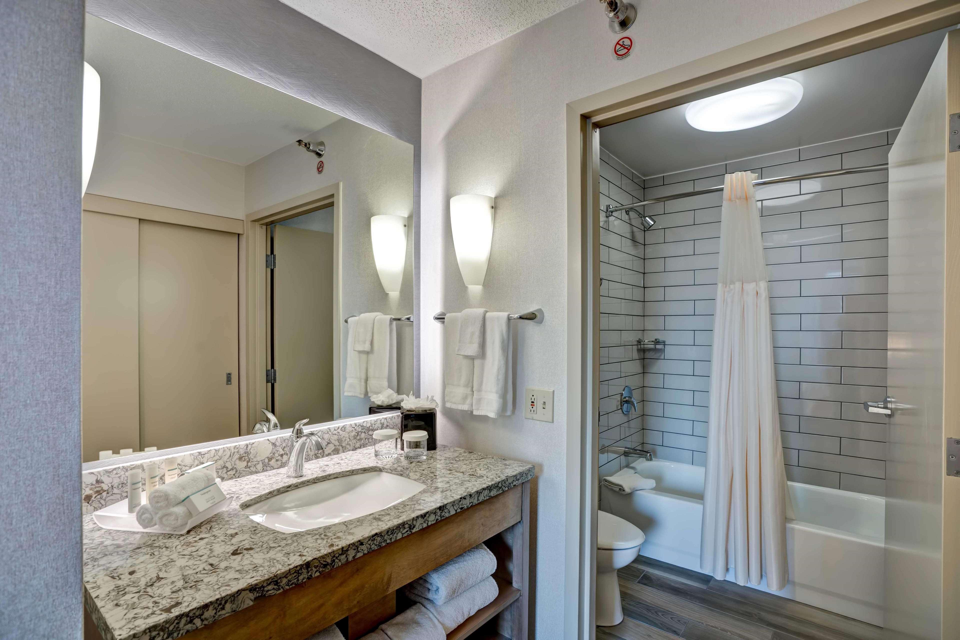 Homewood By Hilton Downtown
