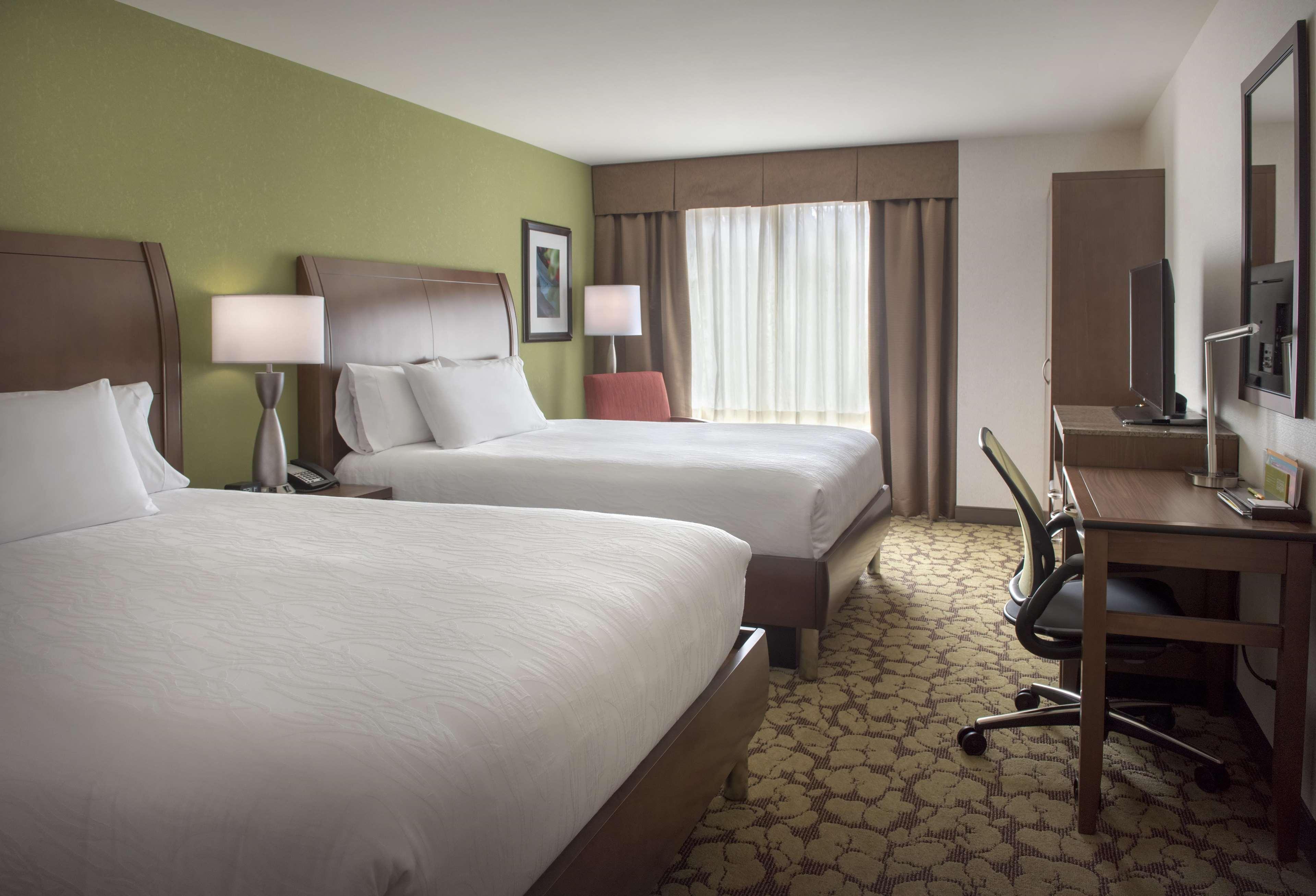 Hilton Garden Downtown Riverwalk Hotel 3*