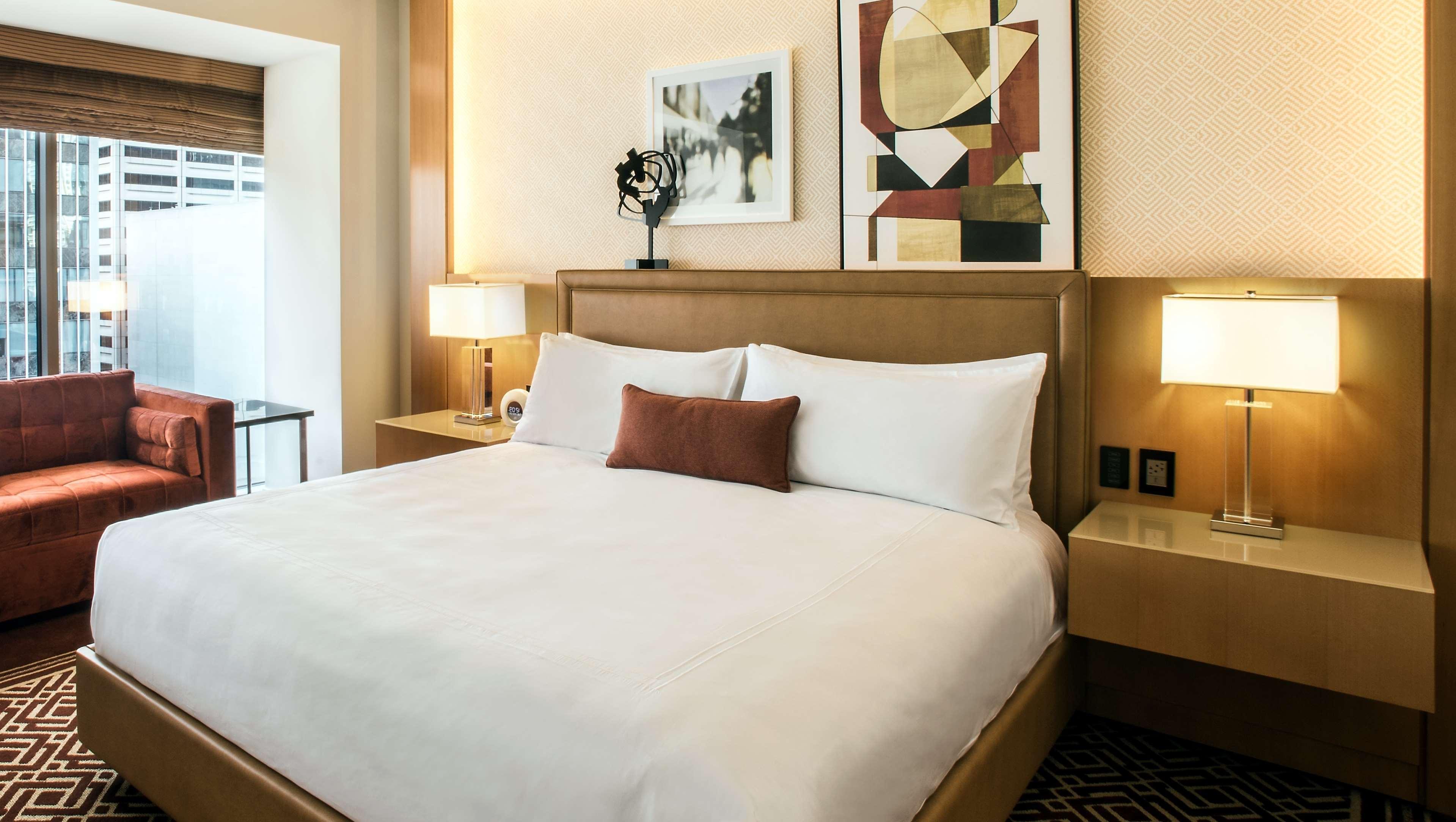 By Marriott Downtown Magnificent Mile 5* Chicago