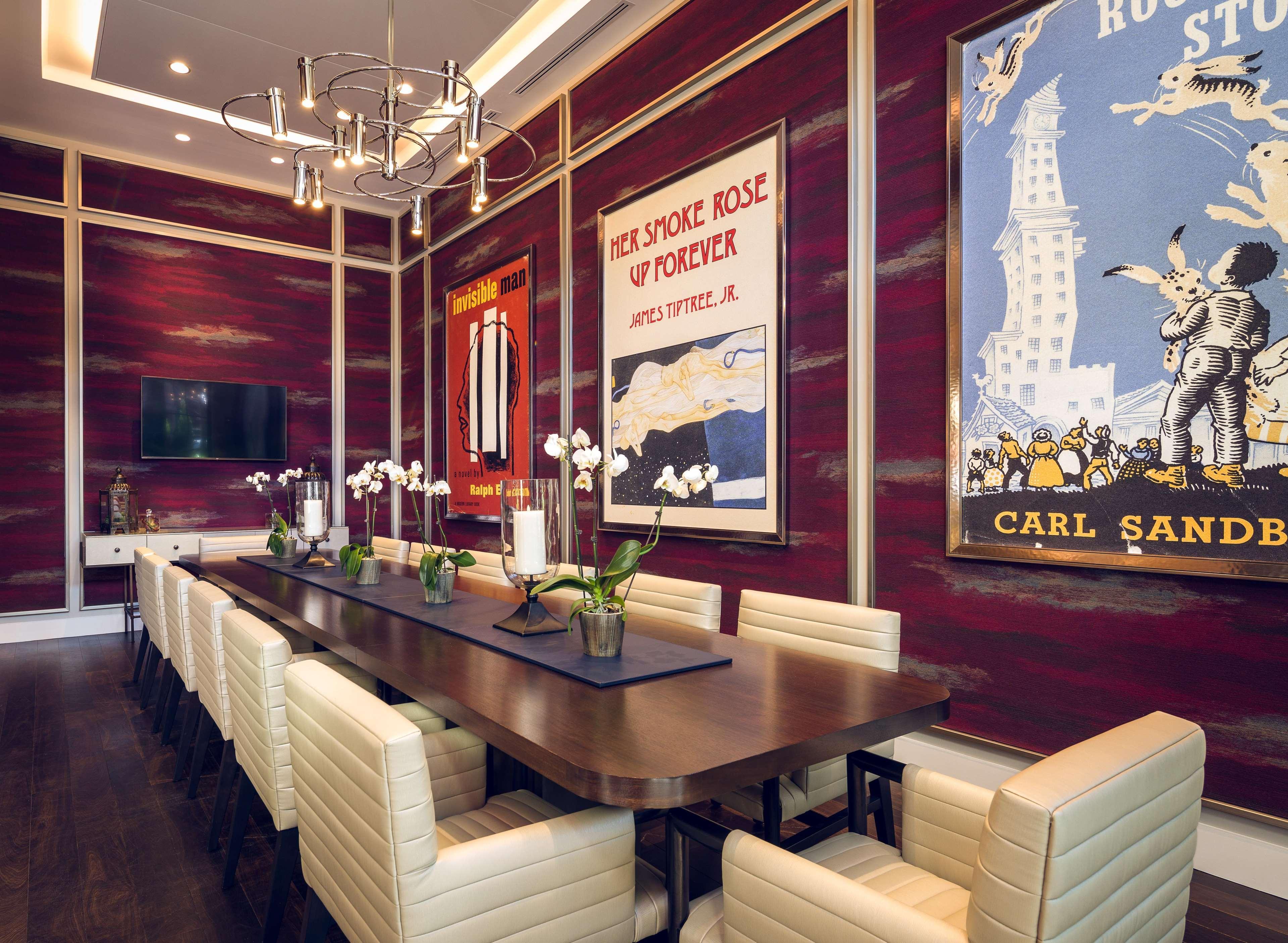 Sophy Hyde Park 4* Chicago