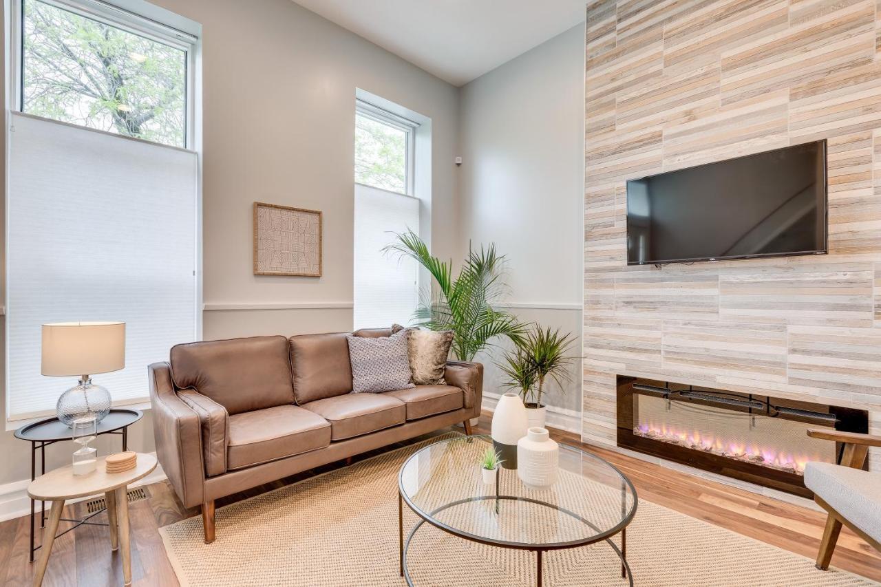 Private Deck And Backyard Perfect For Your Entire Group! Walk To The United Center *