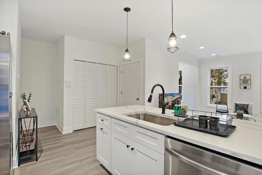 1br Captivating With In-unit Laundry - Aberdeen 2 Chicago