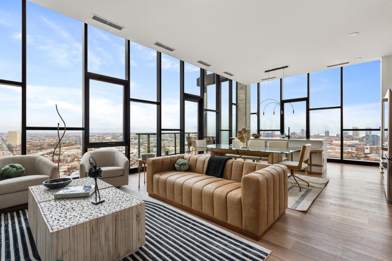 Avenir West Loop Penthouses With Iconic Views Apartment