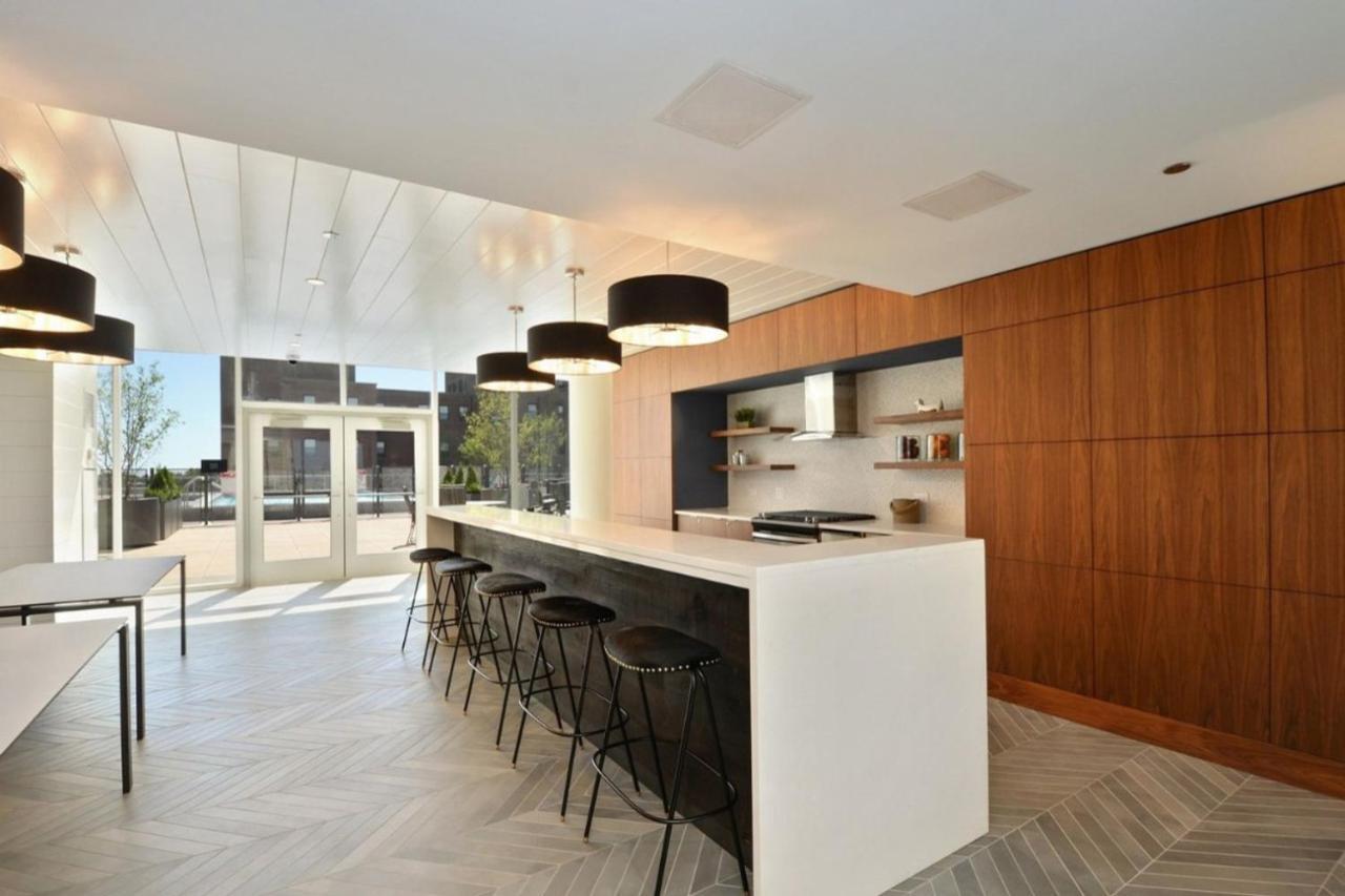 South Loop 1br W Gym Pool Nr Grant Park Chi-764