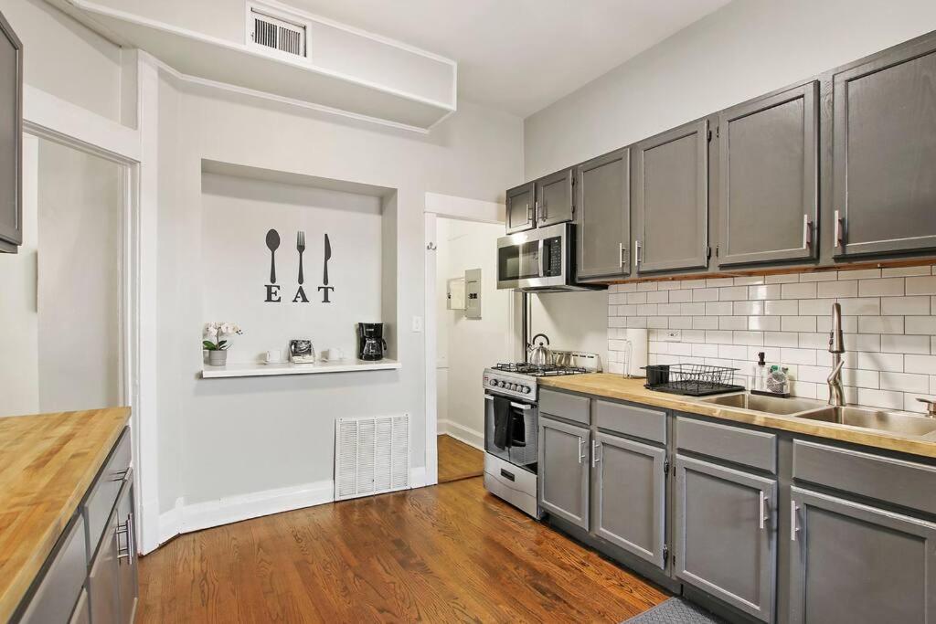Apartment Charm 2br - Clark 4 Chicago
