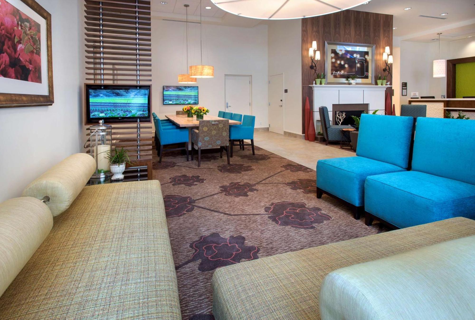 Hilton Garden Downtown Riverwalk Hotel 3*