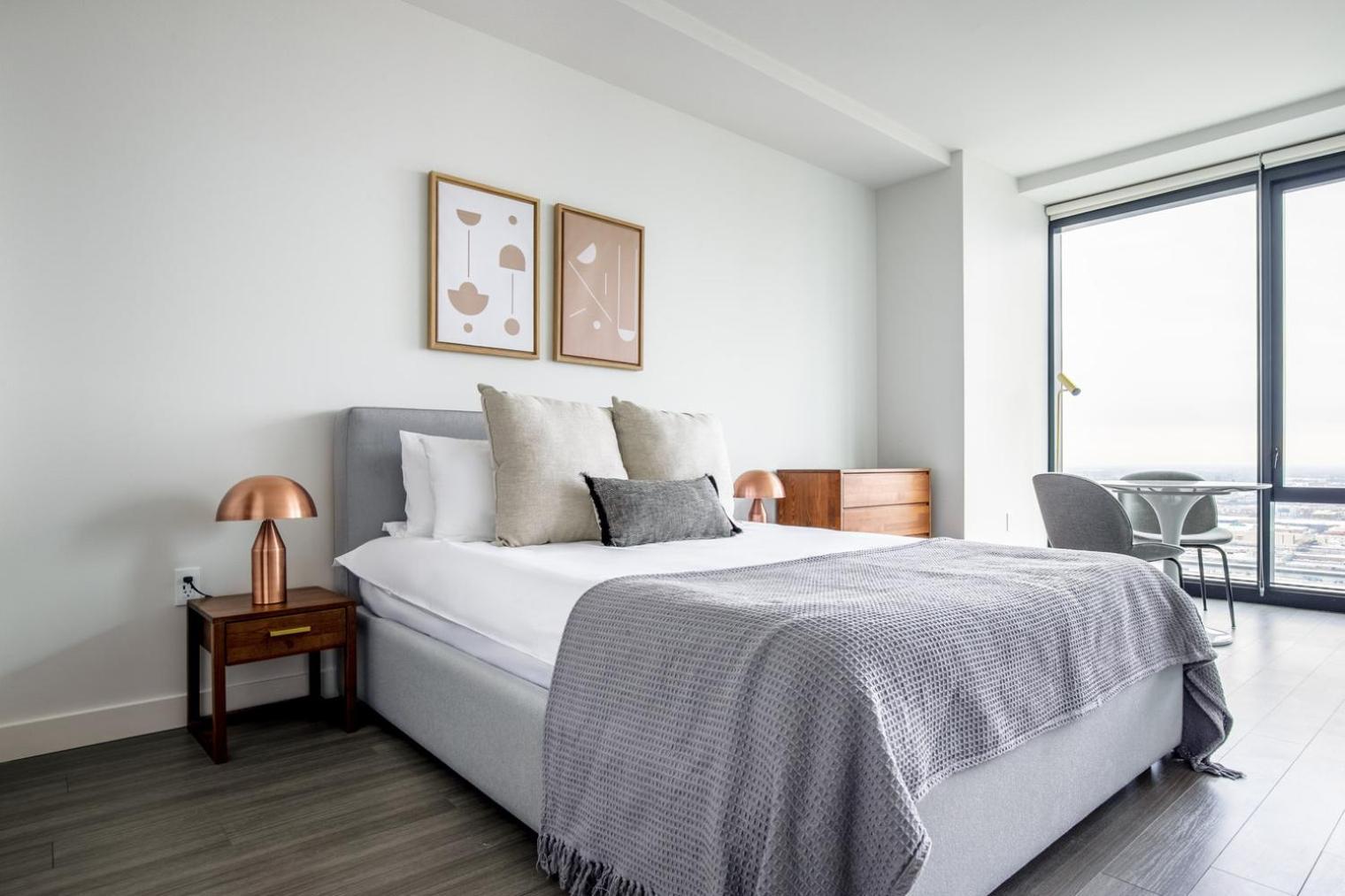 Apartment S Loop W Gym 1 Block From Cta Train Chi-348 Chicago
