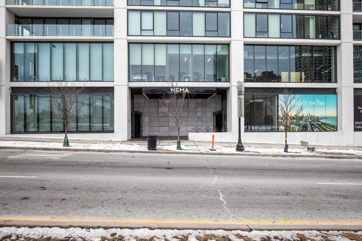 Apartment S Loop W Gym 1 Block From Cta Train Chi-348 Chicago
