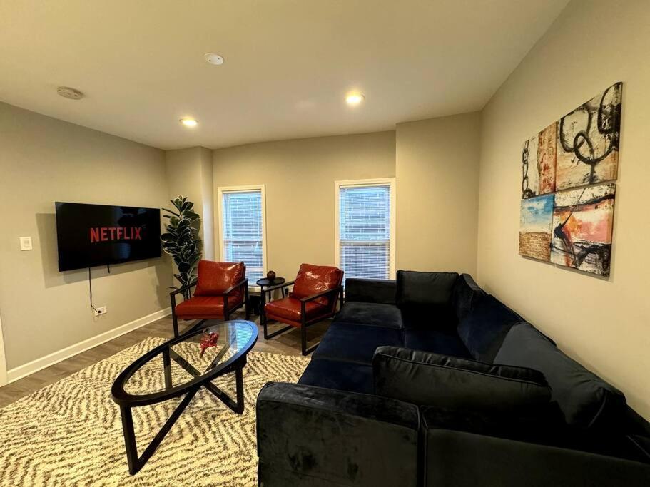 Apartment West Loop King Oasis/2br That Sleeps 6 Guests/walk To Fulton Market