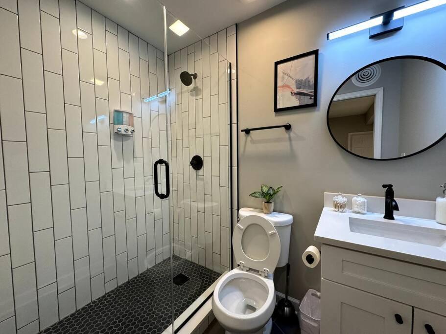 West Loop King Oasis/2br That Sleeps 6 Guests/walk To Fulton Market