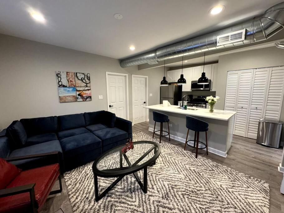 Apartment West Loop King Oasis/2br That Sleeps 6 Guests/walk To Fulton Market *