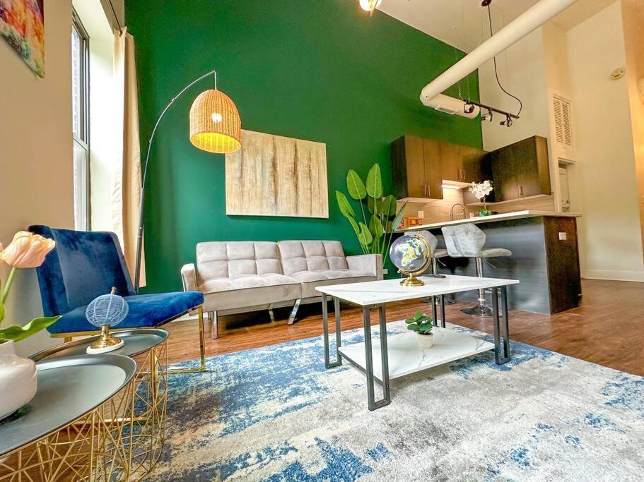 Mccormick 3bedroom And 2bath With Optional Parking - State St Chicago