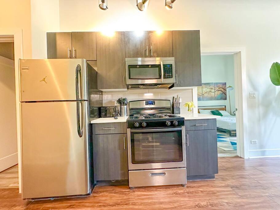 Mccormick 3bedroom And 2bath With Optional Parking - State St *