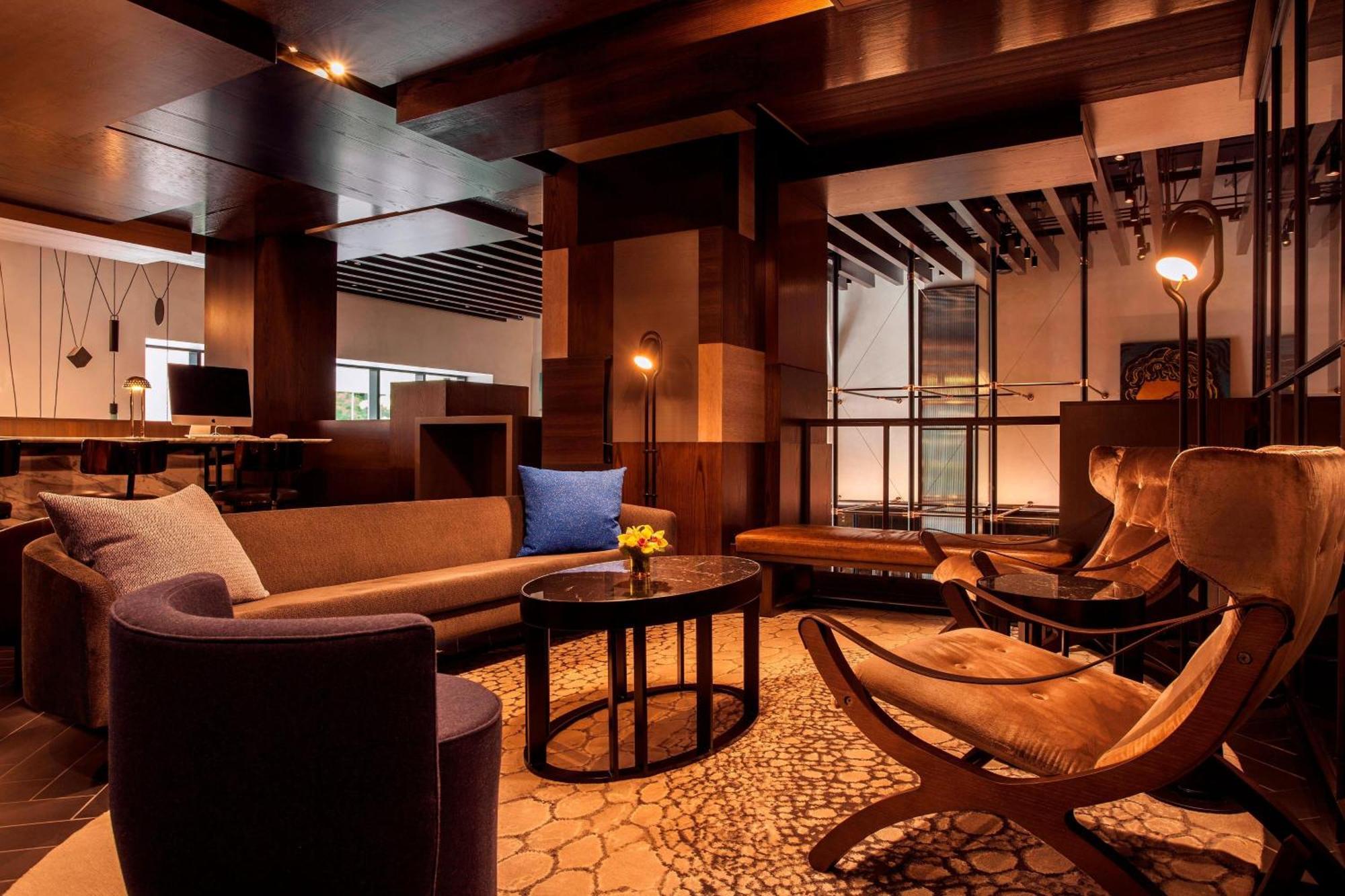 Emc2, Autograph Collection Hotel Chicago