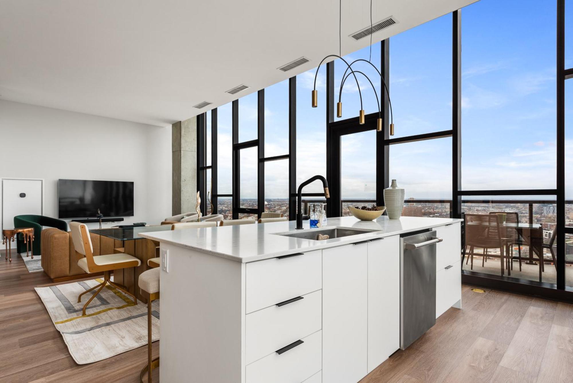 Apartment Avenir West Loop Penthouses With Iconic Views Chicago