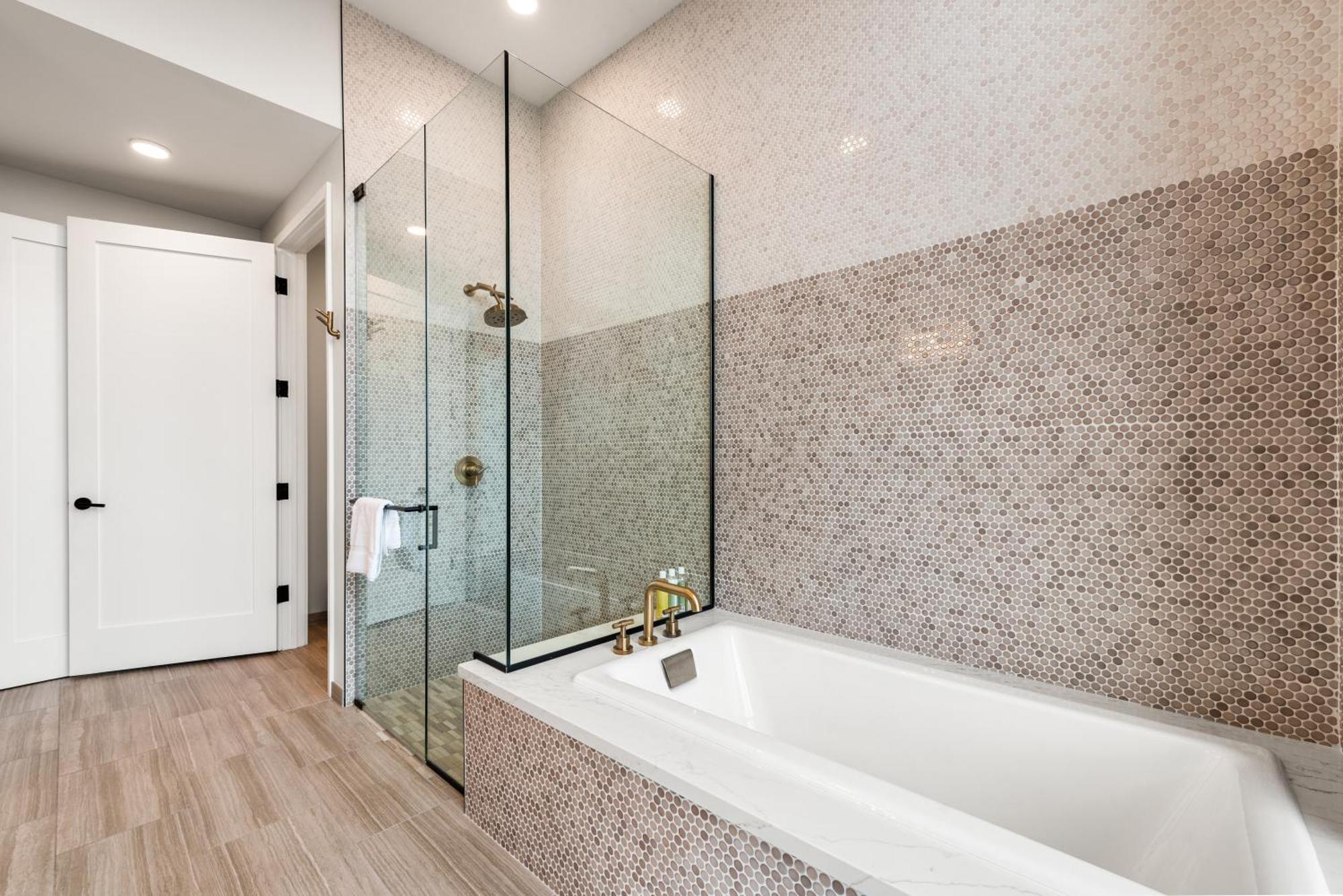 Avenir West Loop Penthouses With Iconic Views *