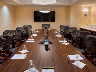 Hotel Hilton Garden Downtown Riverwalk 3*