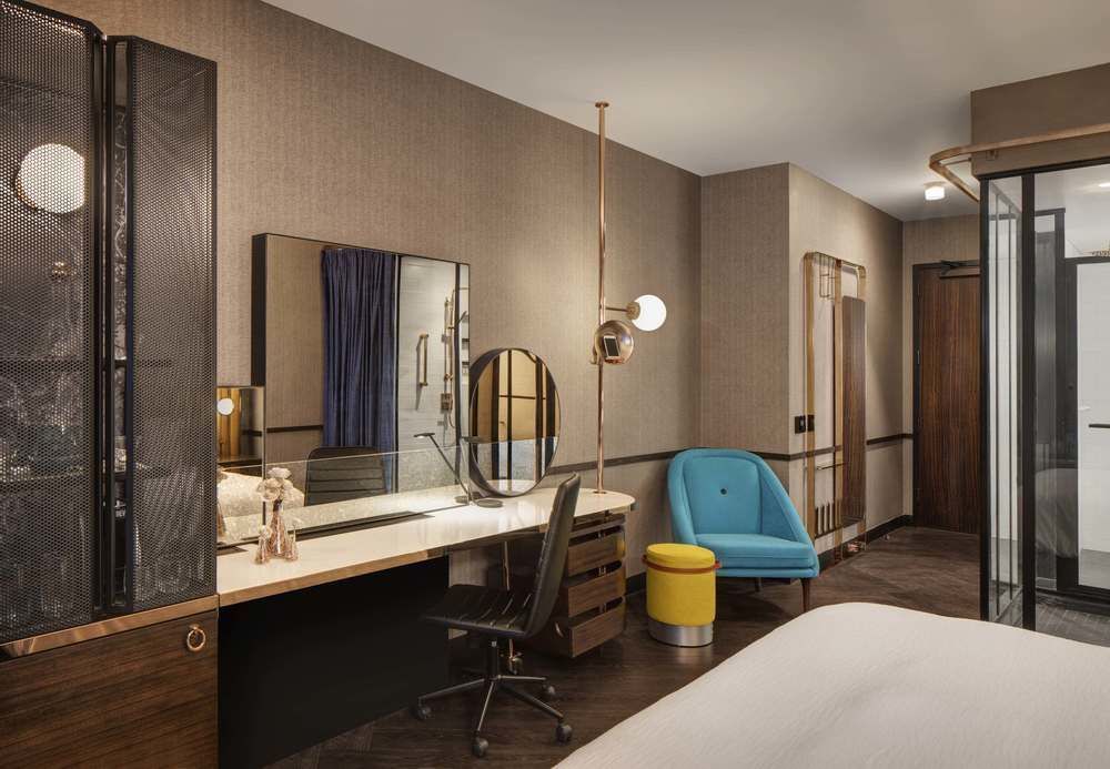Hotel Emc2, Autograph Collection Chicago