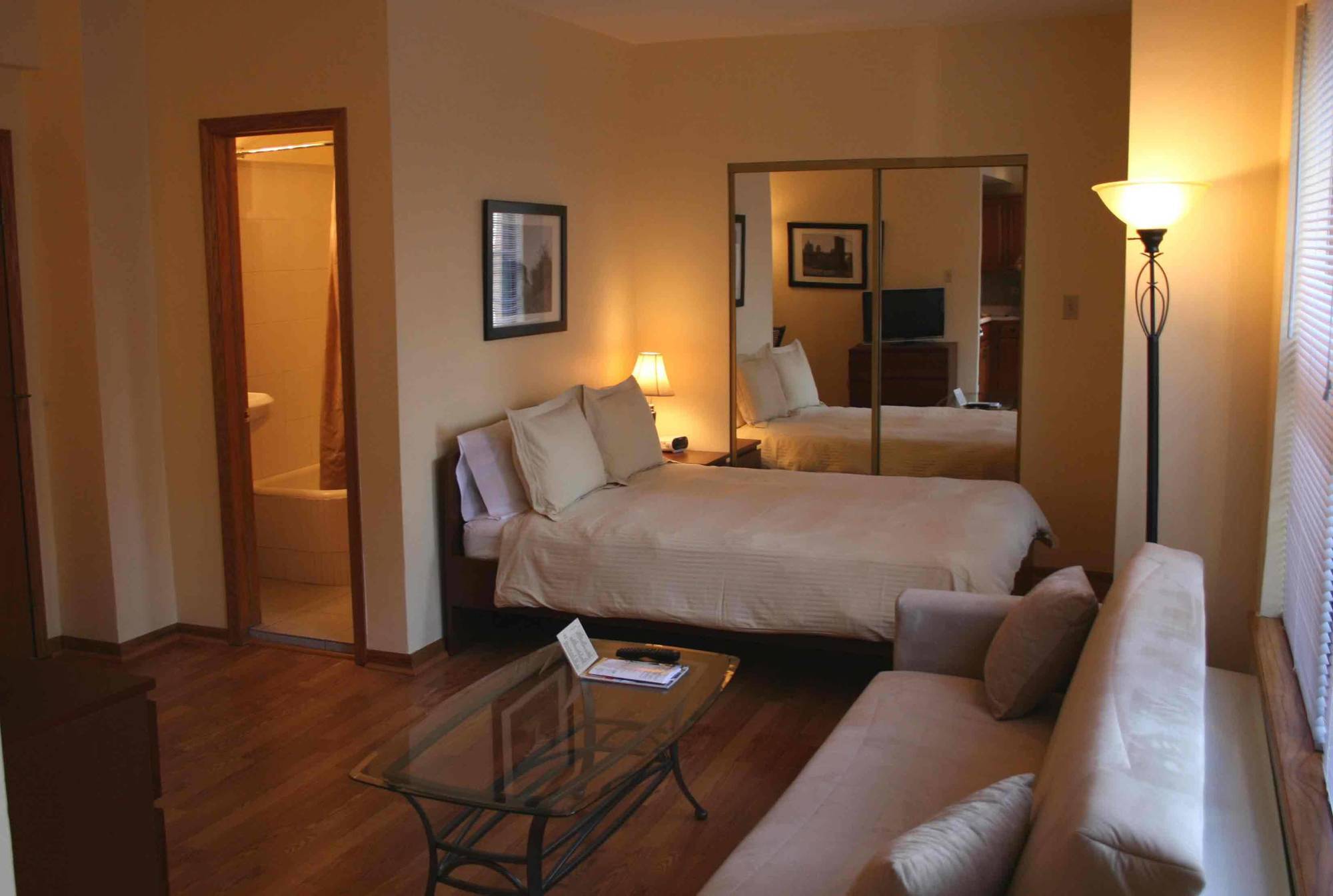 Hotel Dewitt And 3*