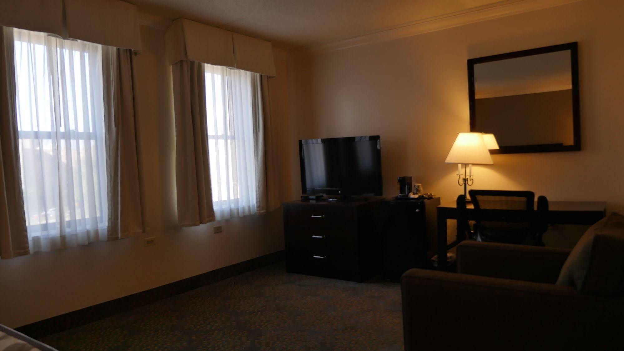 Hotel South Loop