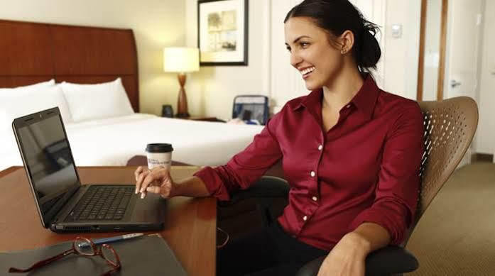 Hilton Garden Downtown Riverwalk Chicago