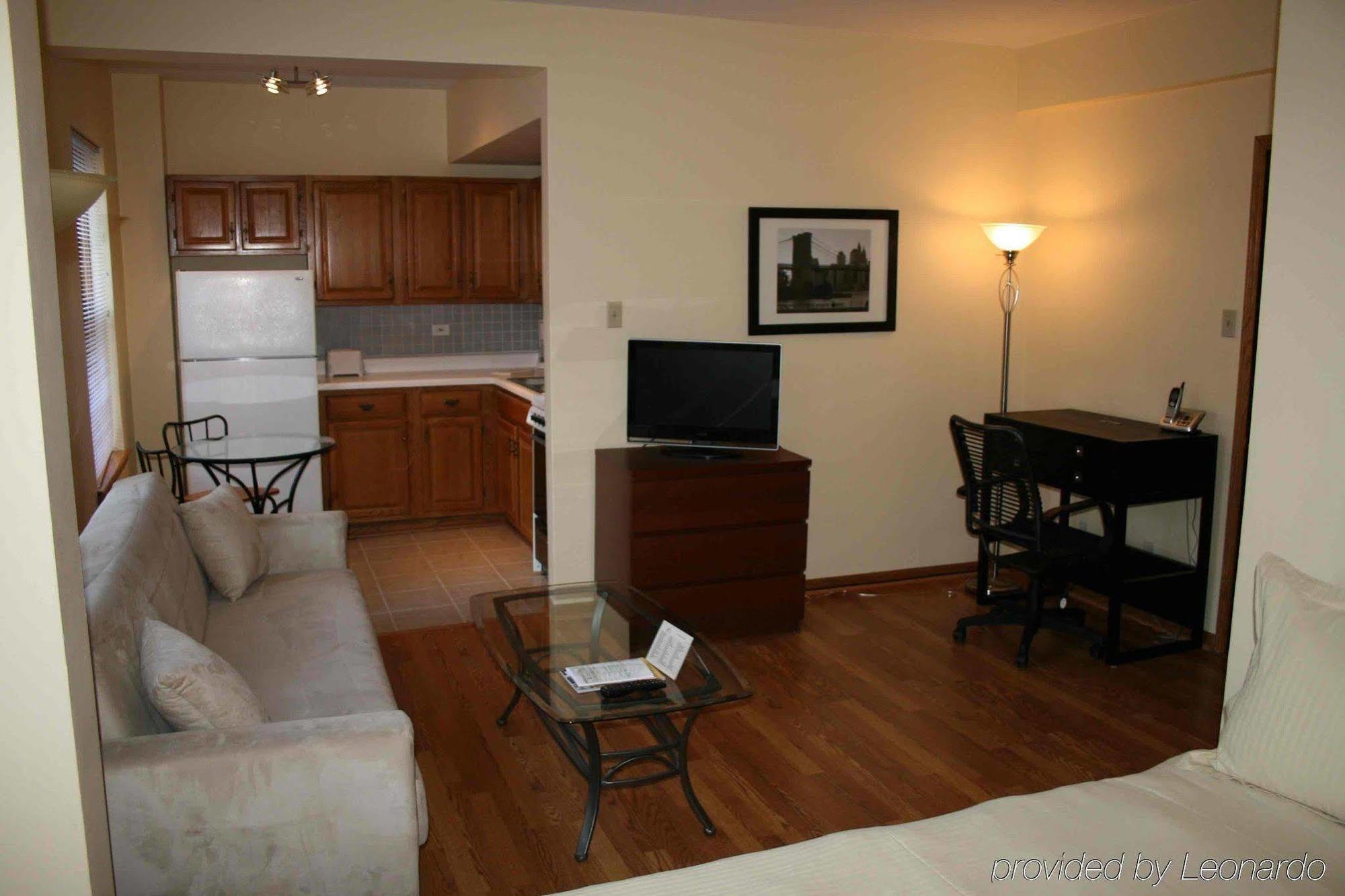 Hotel Dewitt And 3*