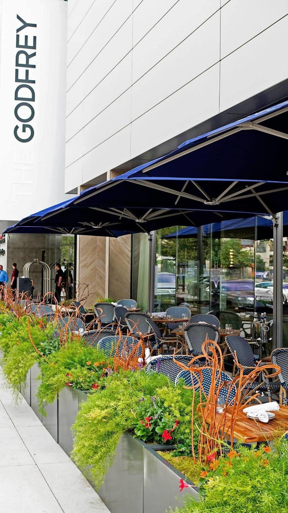 Hotel Godfrey 4*