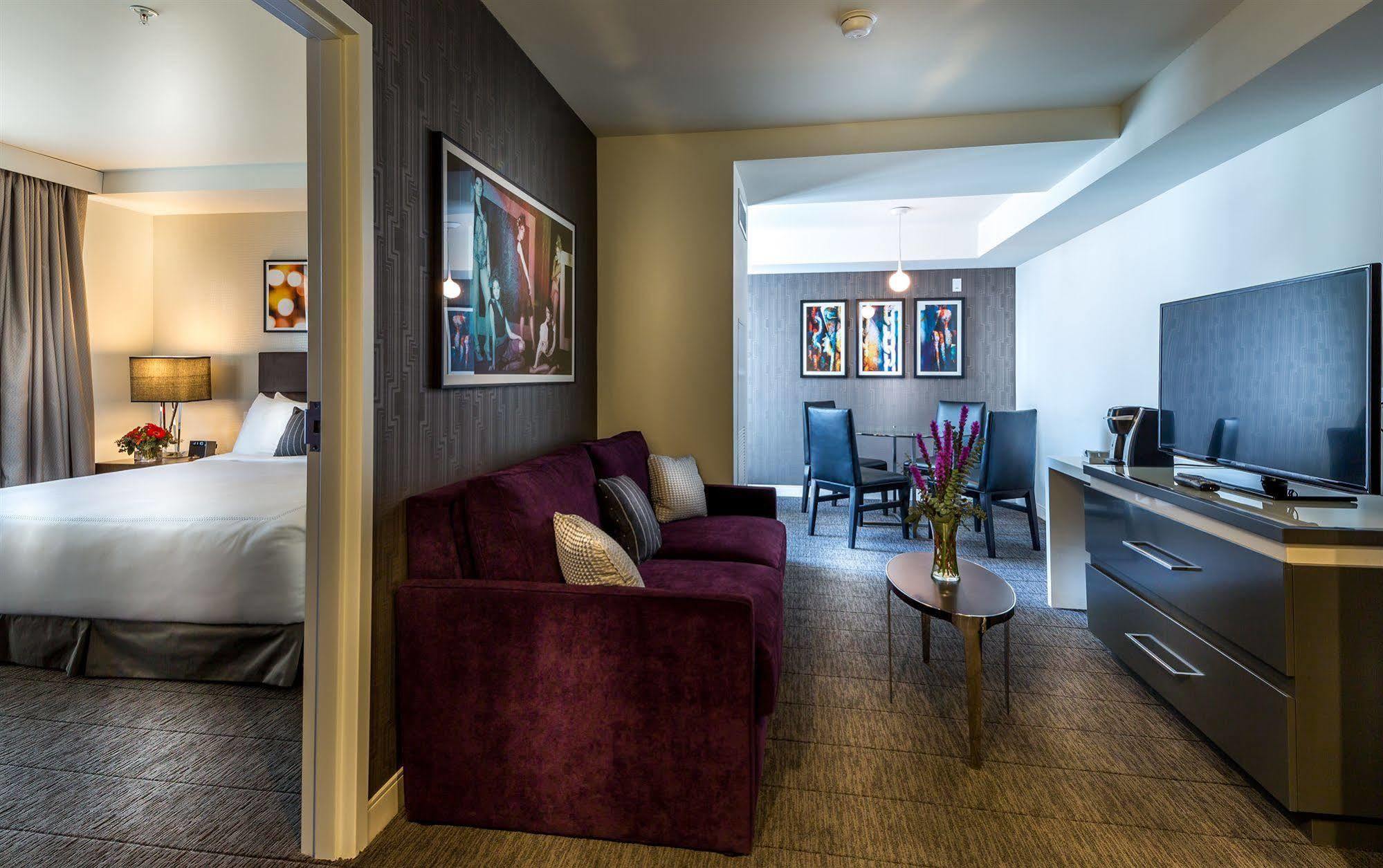 Hotel Godfrey