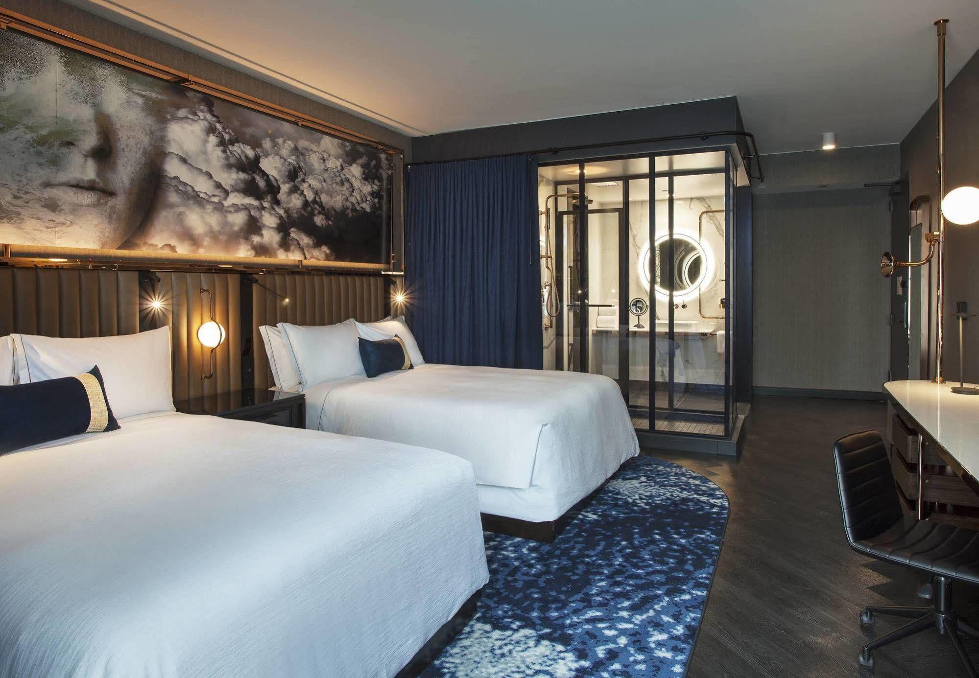 Hotel Emc2, Autograph Collection