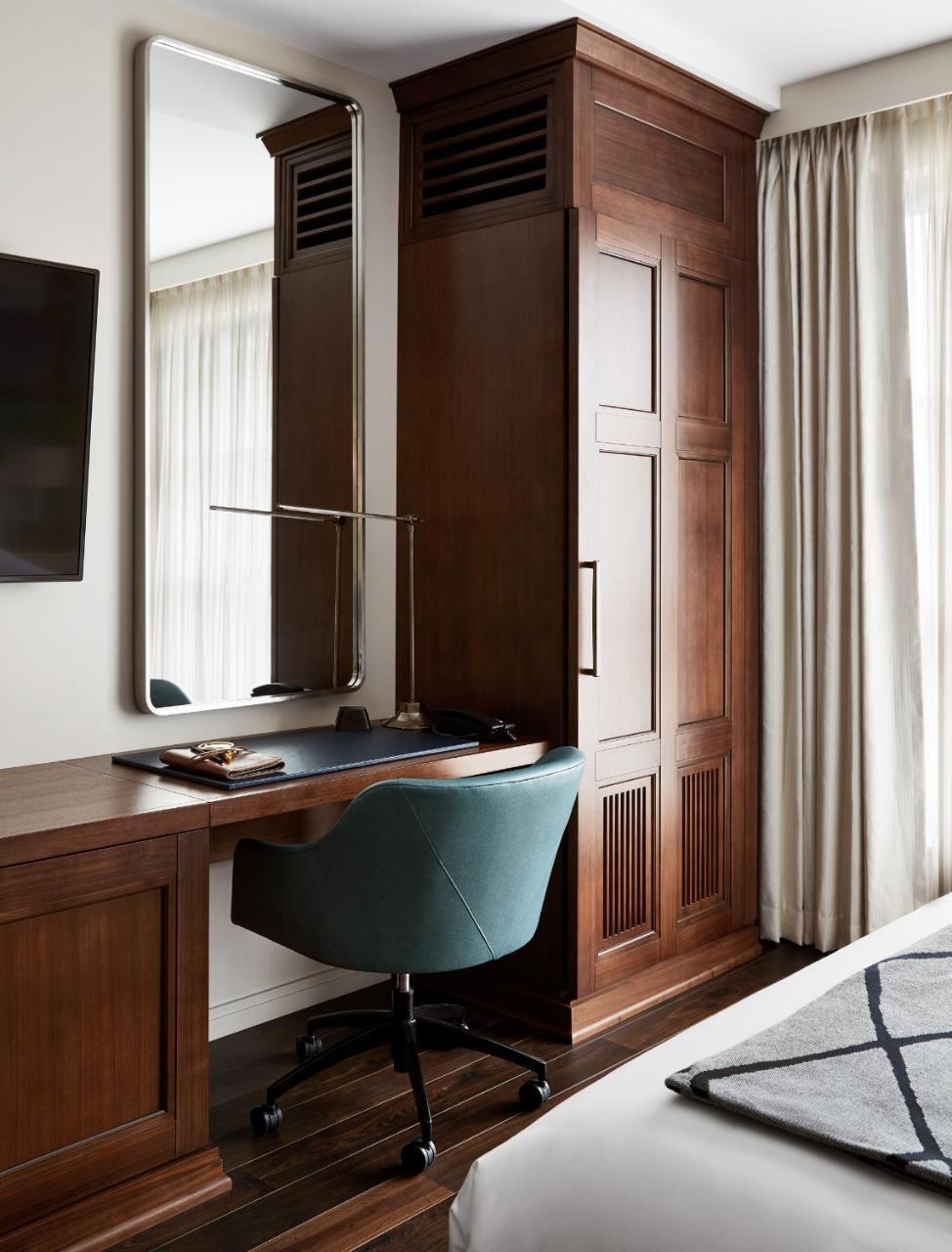 Sophy Hyde Park 4* Chicago