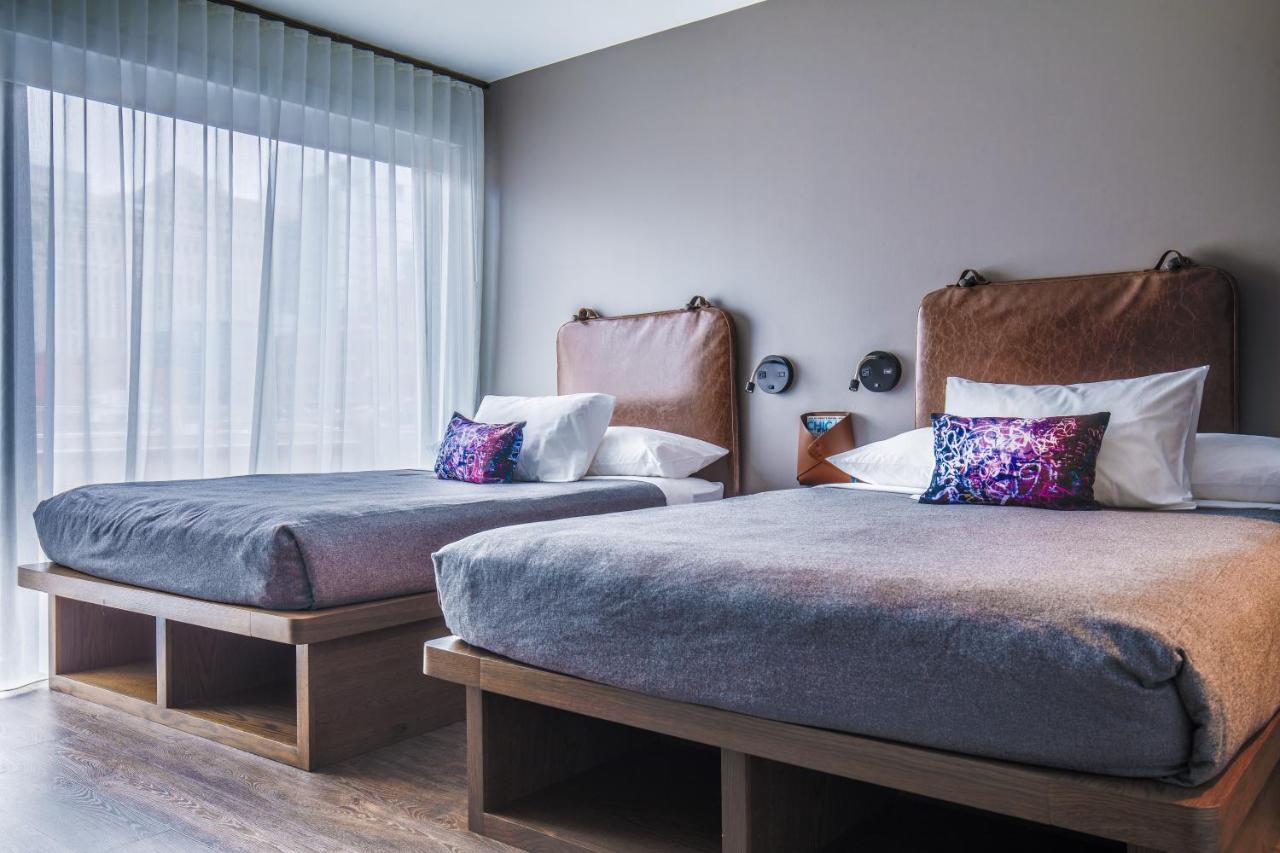 Hotel Moxy Downtown 3*