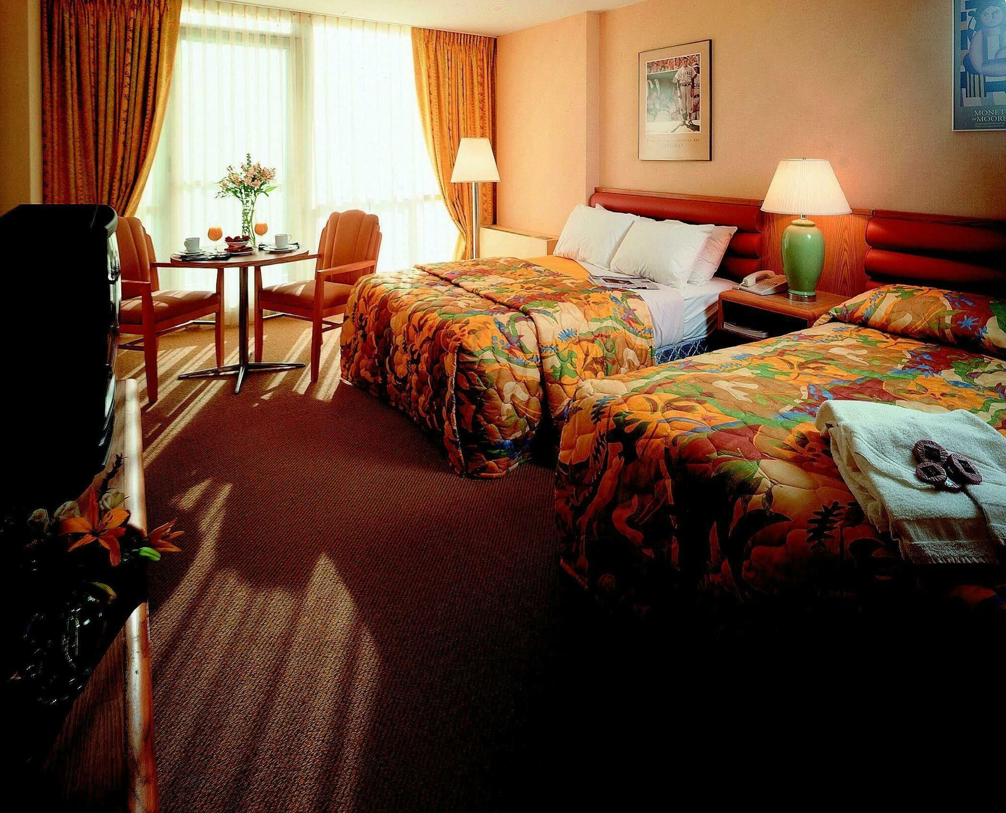 Le Meridien Essex 4*
