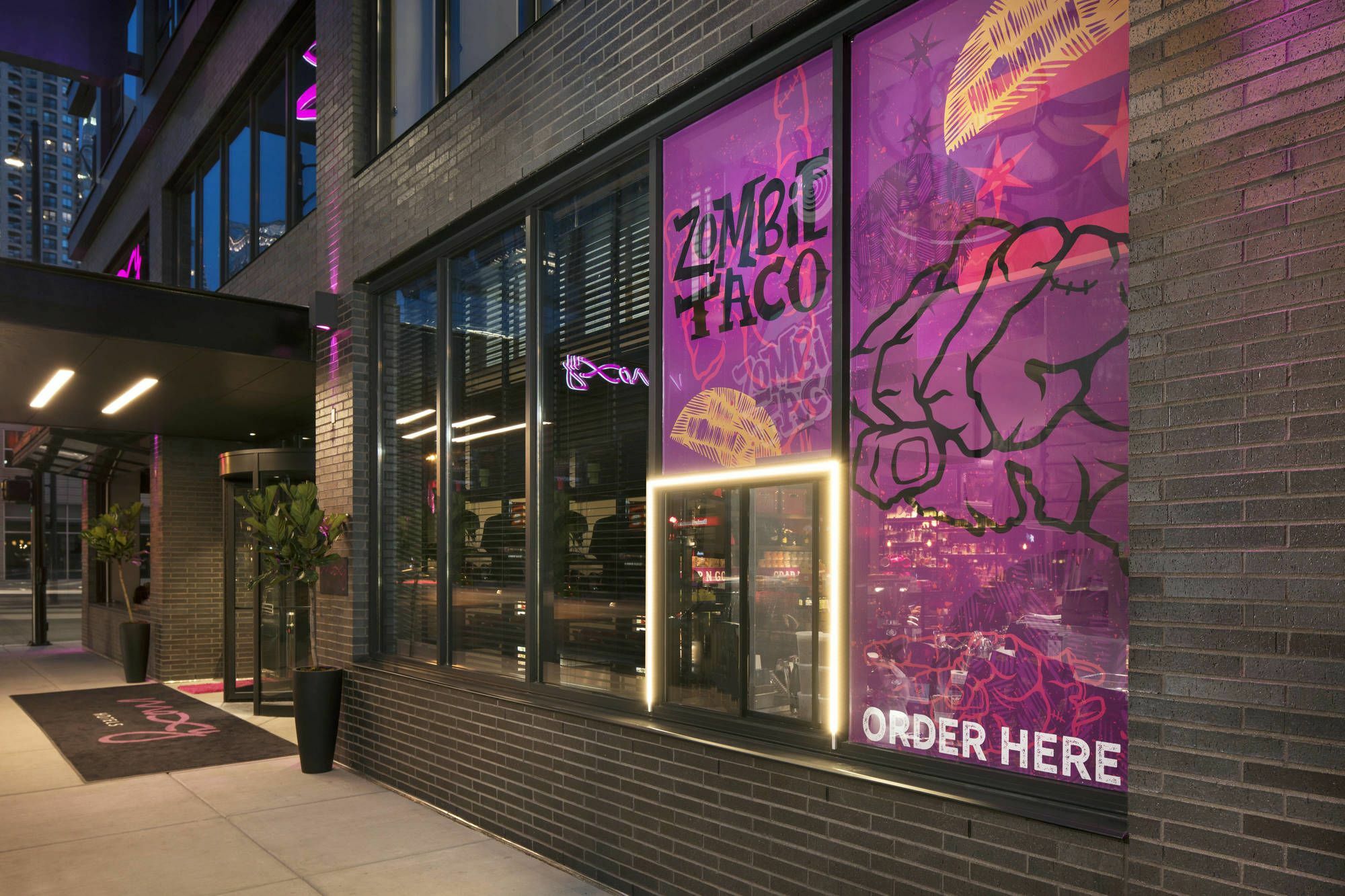 Hotel Moxy Downtown Chicago