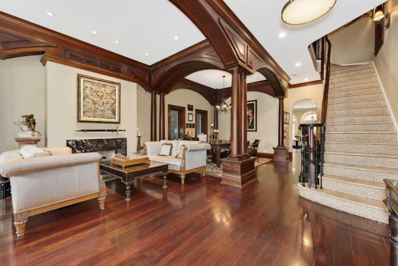 D' Citta Bed & Breakfast Chicago