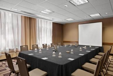 Embassy 3* Chicago