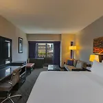 Holiday Inn Chicago Mart Plaza River North, An Ihg Hotel