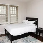 Frontdesk Studio Apt Near The Museum Of Science