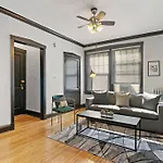 Complete 1Br Apartment Near Attractions - Belmont C1