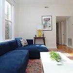 Frontdesk Wicker Park 2 Bedroom Apt With Laundry