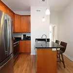 Frontdesk Wicker Park 2 Bedroom Apt With Laundry