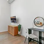 Perfect 1Br Apt In The City, Close To Everything - Lake 205