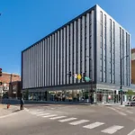 Stylish Modern 1Br Suite Right By Loyola University - Staygia