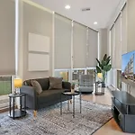 Nicely Decorated 1Br Apt With Laundry - Crosby 202