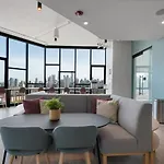 Cloud9 - River West At Avenir